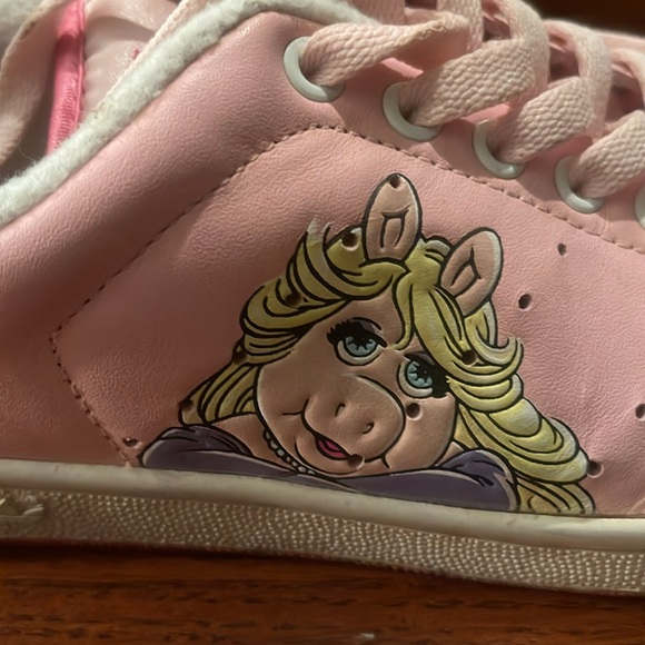 Miss Piggy Adidas Sneakers - Picture 3 of 3